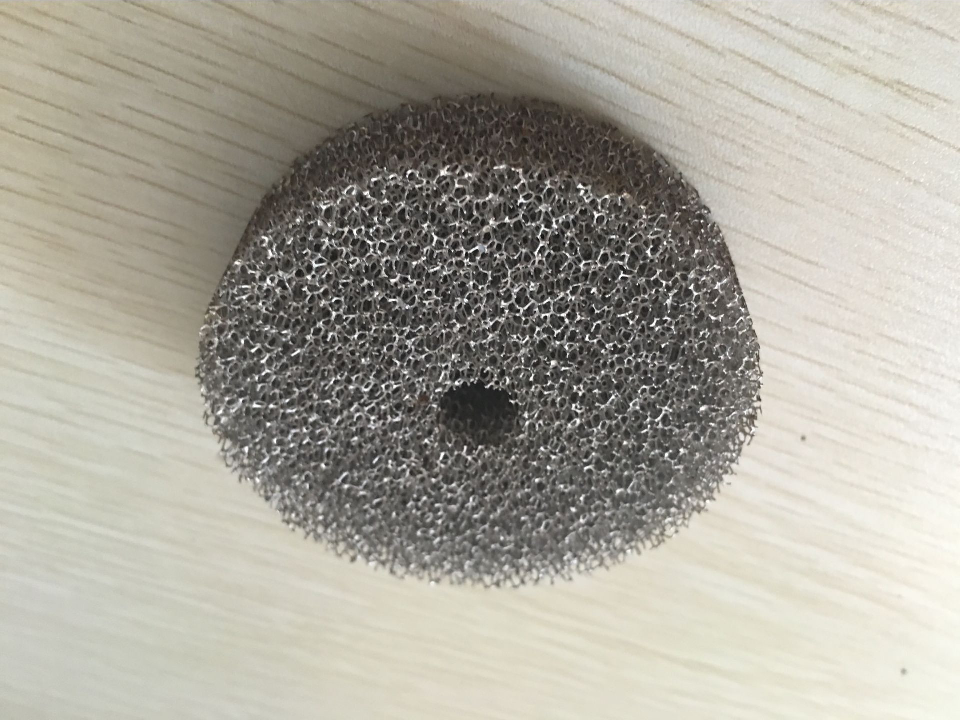 多孔泡沫镍加工生产 超薄 导热 泡沫金属 三维泡沫镍 泡沫镍合金材料